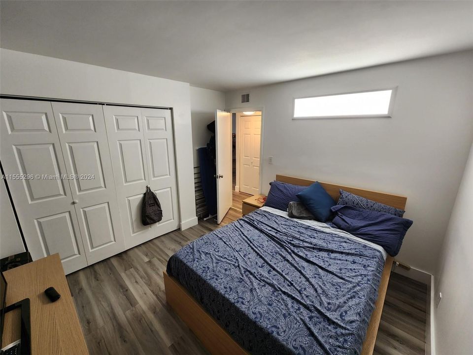 Recently Sold: $255,000 (2 beds, 2 baths, 1091 Square Feet)