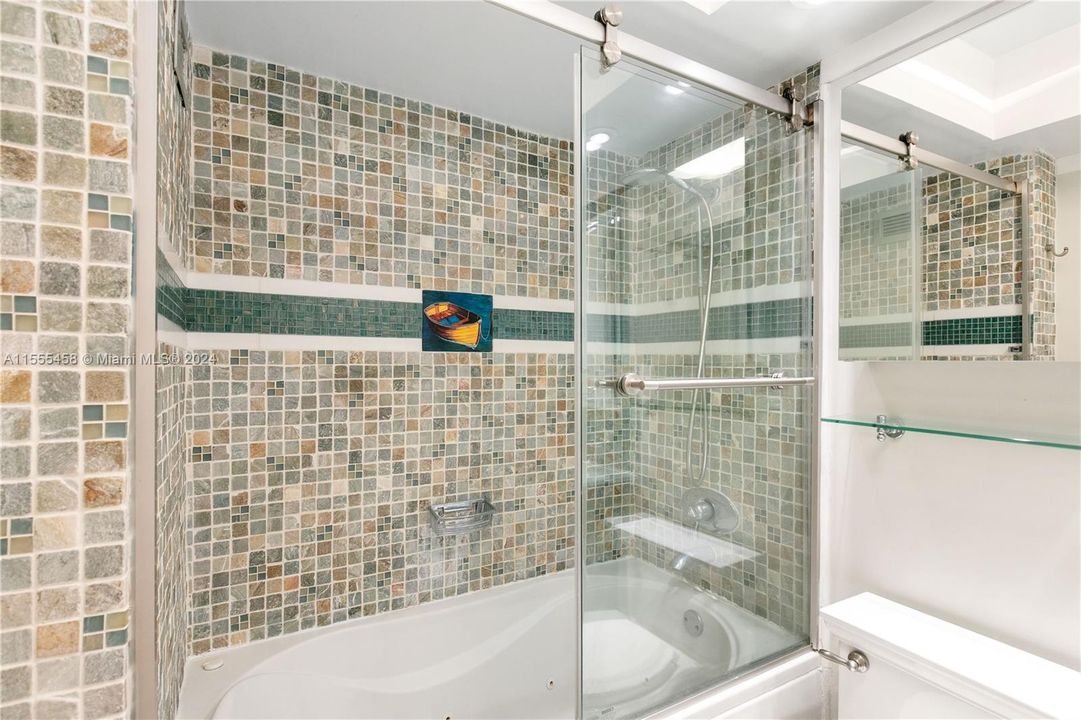 待售: $460,000 (2 贝兹, 2 浴室, 1254 平方英尺)