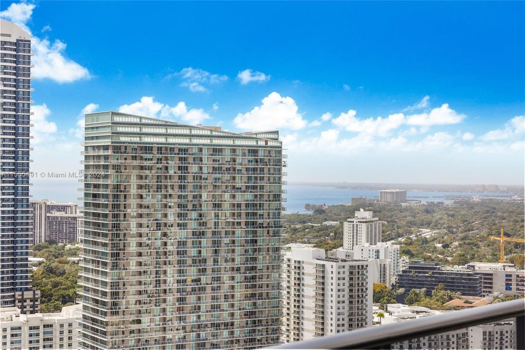 Active With Contract: $6,200 (2 beds, 2 baths, 1119 Square Feet)