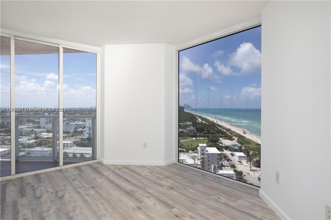 For Sale: $1,629,500 (2 beds, 2 baths, 1410 Square Feet)