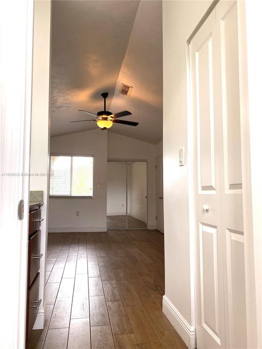 Recently Rented: $2,325 (3 beds, 2 baths, 1510 Square Feet)