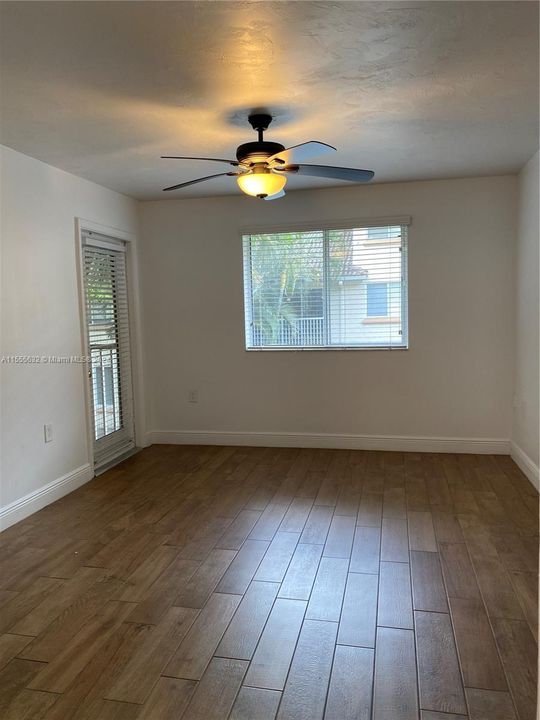 Recently Rented: $2,325 (3 beds, 2 baths, 1510 Square Feet)