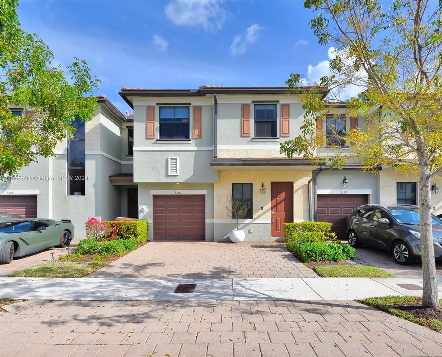 Active With Contract: $597,500 (4 beds, 3 baths, 1908 Square Feet)