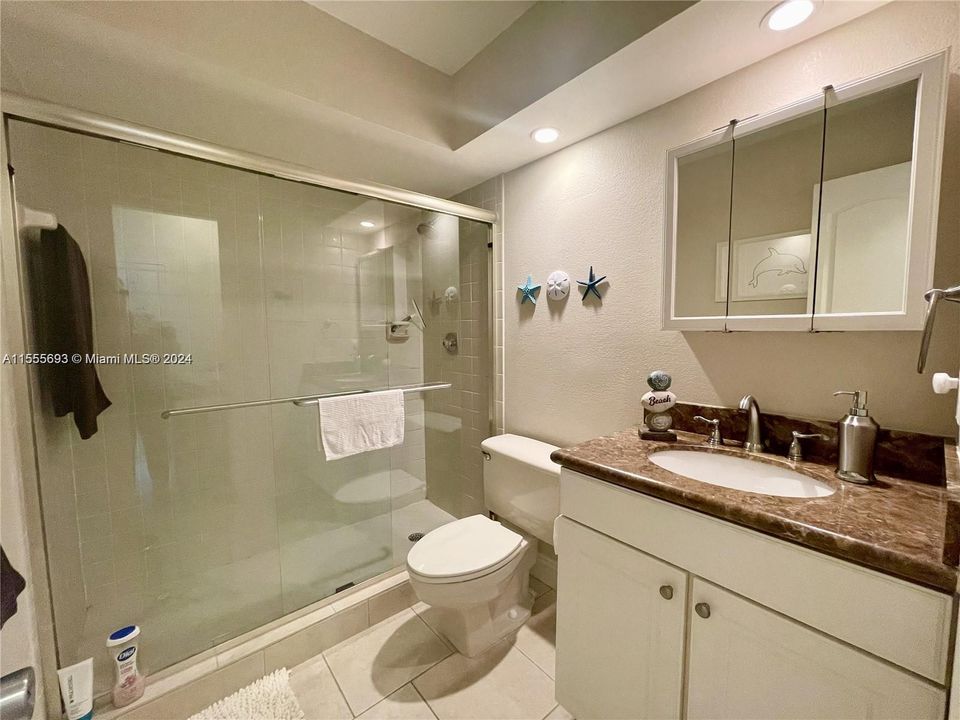 最近租的: $2,900 (2 贝兹, 2 浴室, 1265 平方英尺)