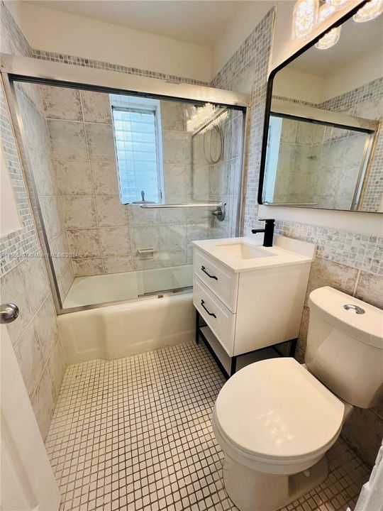 最近租的: $3,900 (3 贝兹, 2 浴室, 1400 平方英尺)
