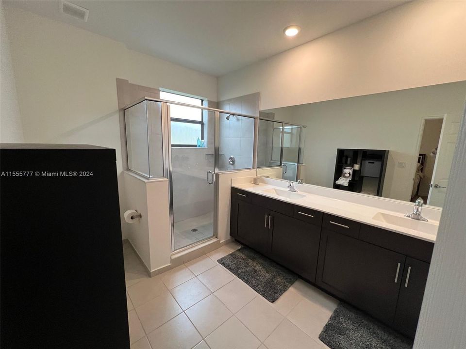Active With Contract: $549,000 (3 beds, 2 baths, 1696 Square Feet)