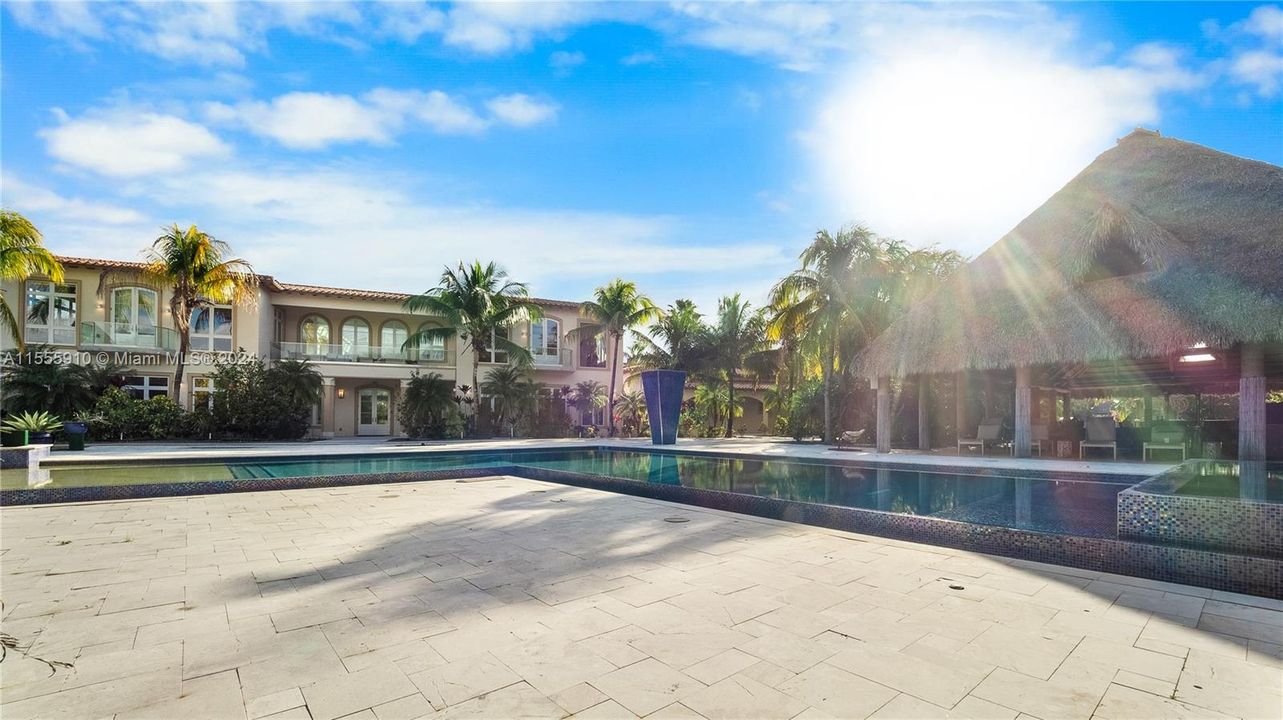 待售: $14,250,000 (10 贝兹, 10 浴室, 27808 平方英尺)