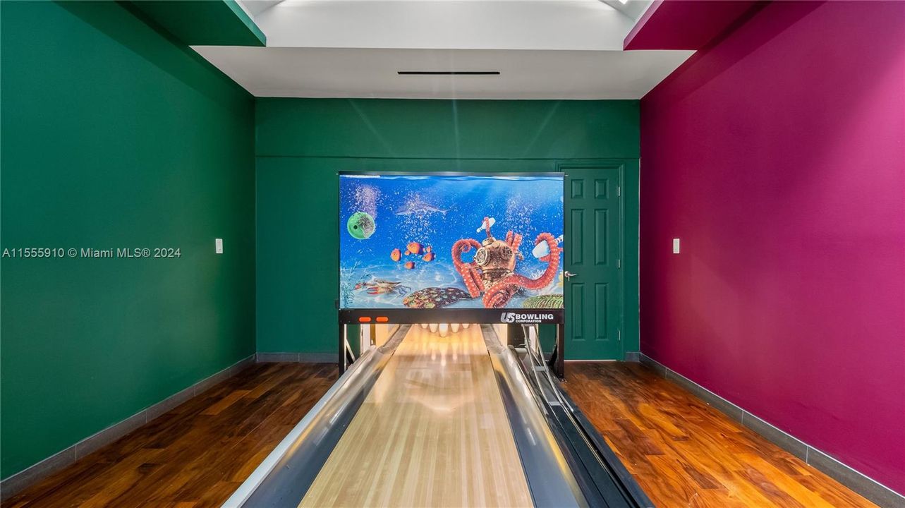 待售: $14,250,000 (10 贝兹, 10 浴室, 27808 平方英尺)