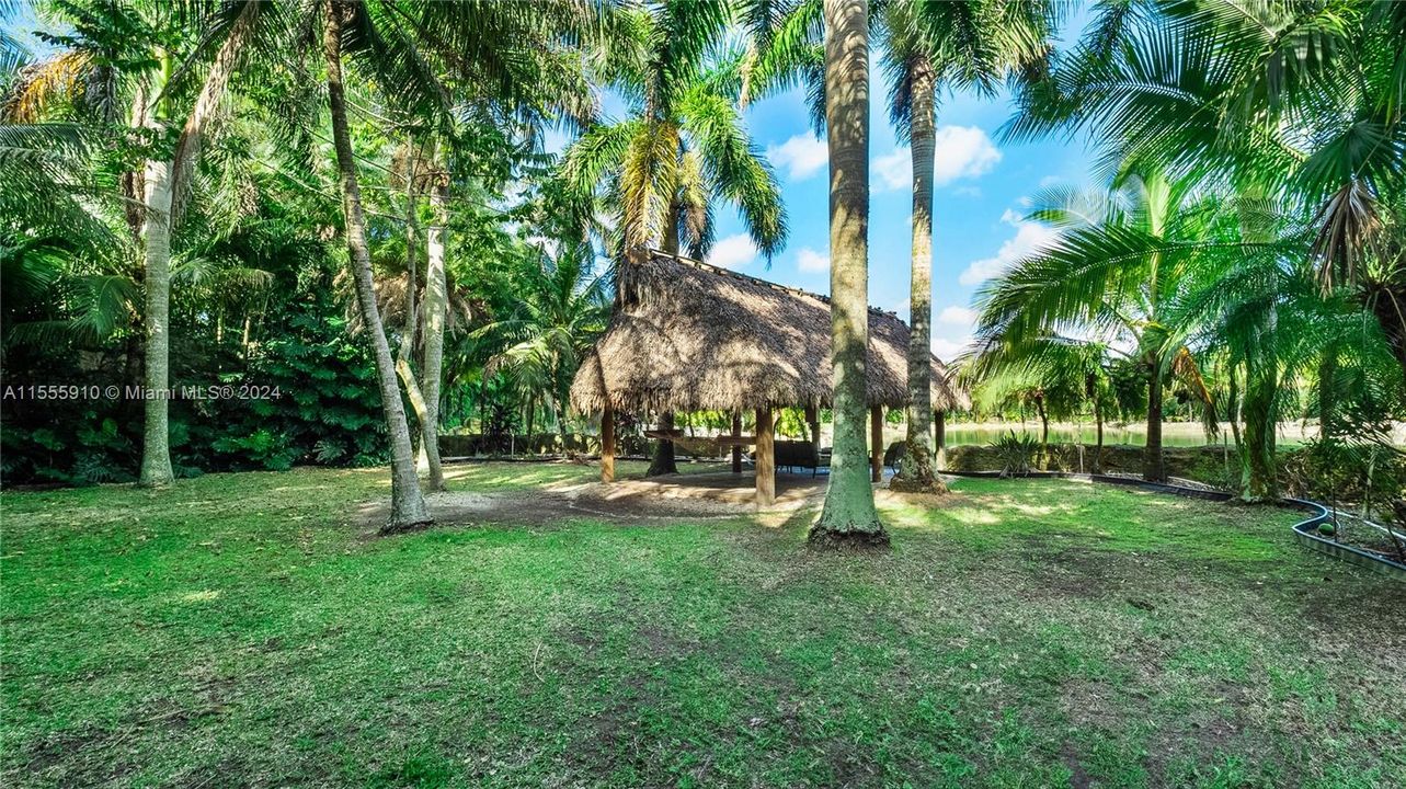 待售: $14,250,000 (10 贝兹, 10 浴室, 27808 平方英尺)