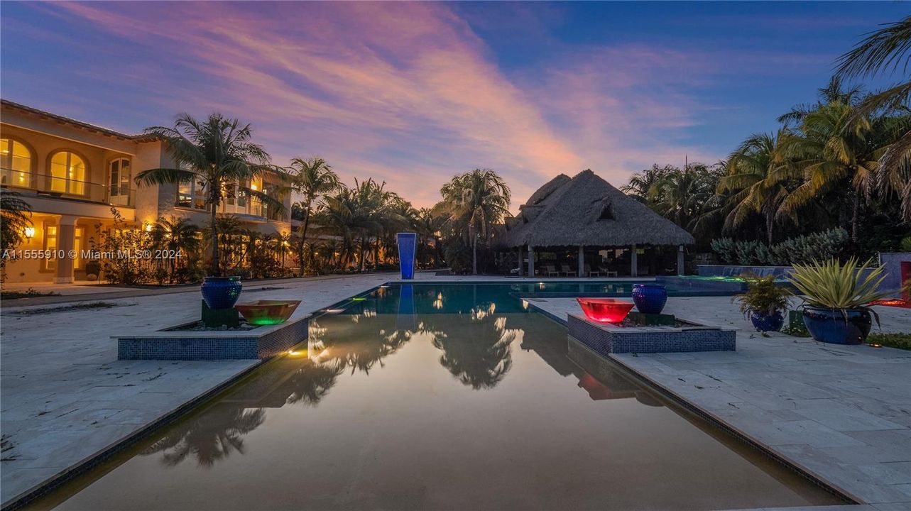 待售: $14,250,000 (10 贝兹, 10 浴室, 27808 平方英尺)