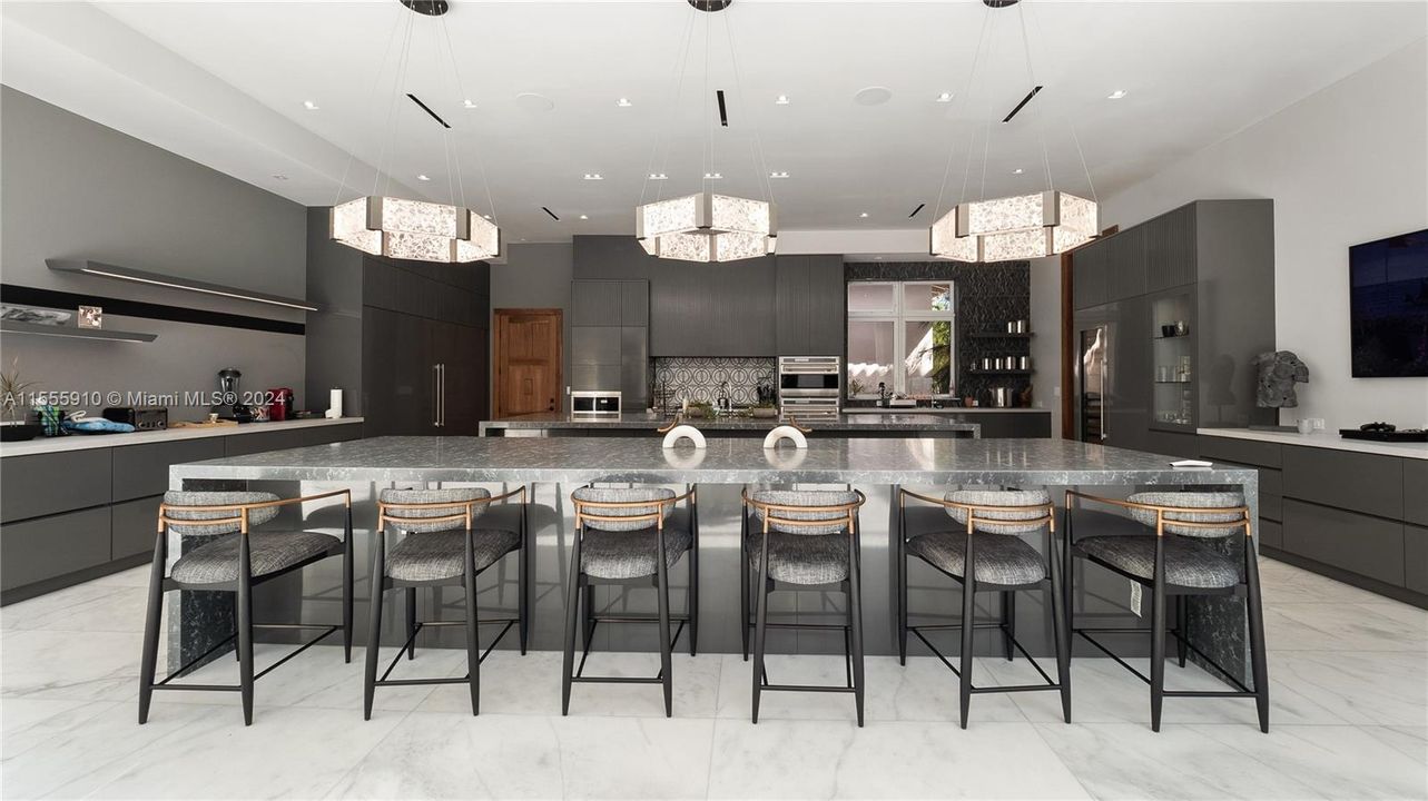 待售: $14,250,000 (10 贝兹, 10 浴室, 27808 平方英尺)