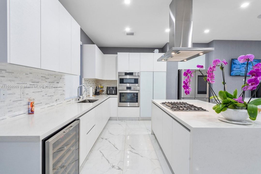 Active With Contract: $1,400,000 (4 beds, 4 baths, 3030 Square Feet)