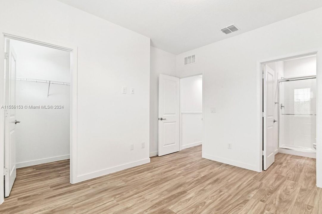 For Rent: $2,695 (2 beds, 2 baths, 1029 Square Feet)