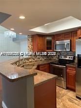 For Rent: $2,800 (3 beds, 2 baths, 1263 Square Feet)