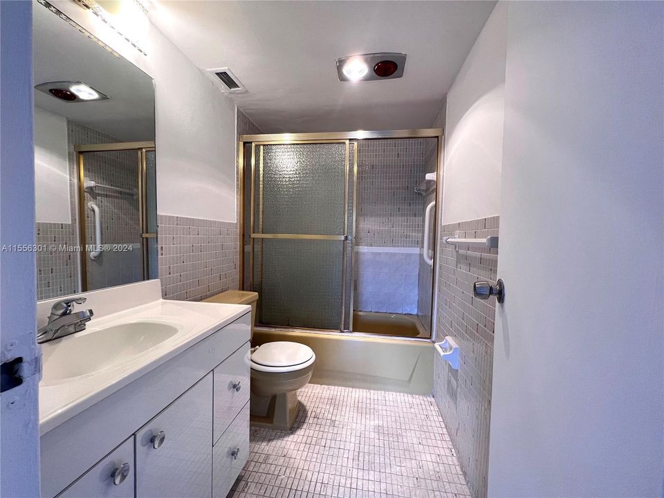 main bathrom