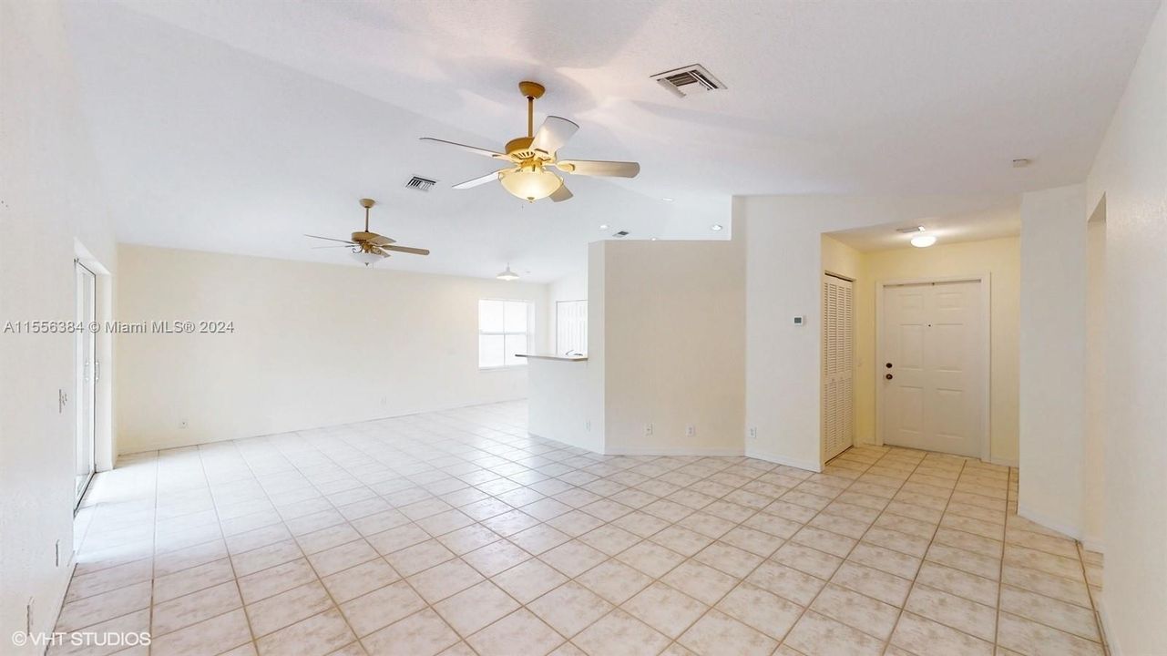 Recently Sold: $494,000 (2 beds, 2 baths, 1153 Square Feet)