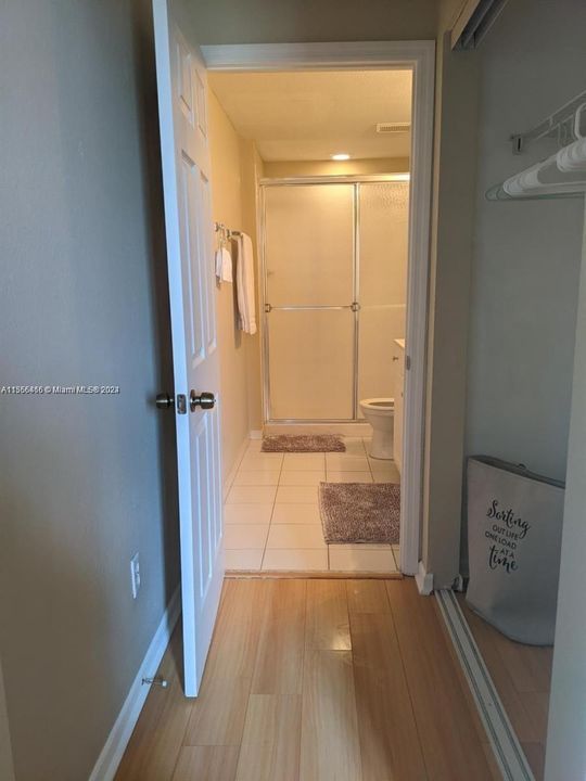 Recently Rented: $1,800 (2 beds, 2 baths, 855 Square Feet)