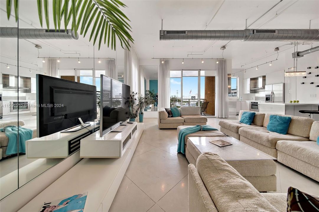 Recientemente alquilado: $3,990 (2 camas, 2 baños, 1397 Pies cuadrados)