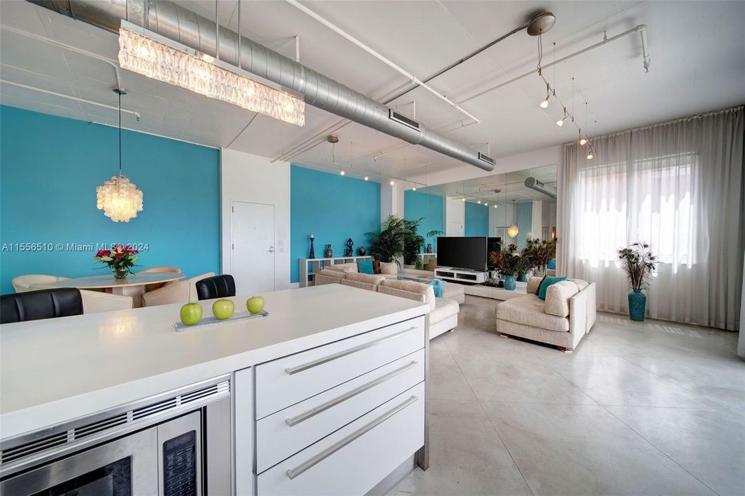 Recientemente alquilado: $3,990 (2 camas, 2 baños, 1397 Pies cuadrados)