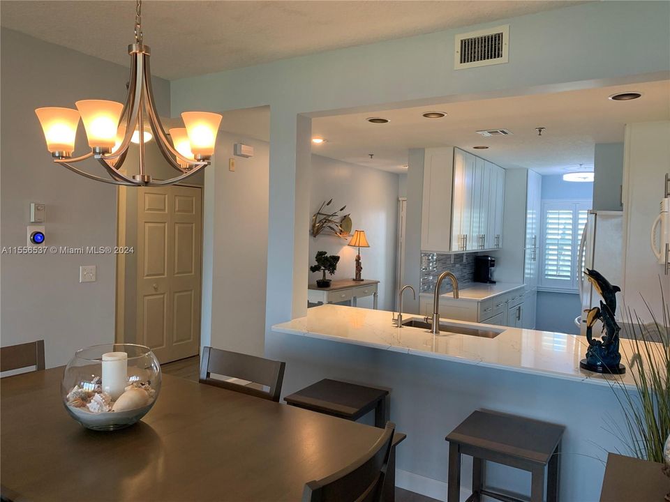 Recently Sold: $525,000 (2 beds, 2 baths, 1135 Square Feet)