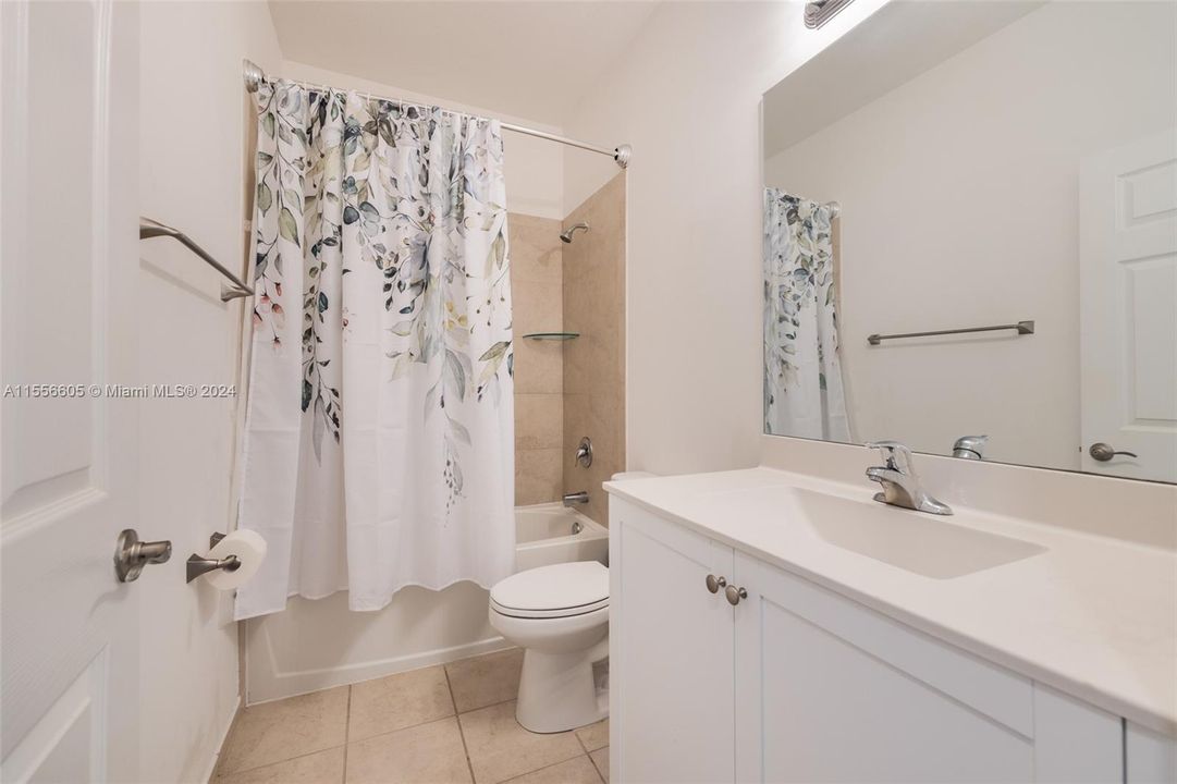 Active With Contract: $455,000 (3 beds, 2 baths, 1363 Square Feet)