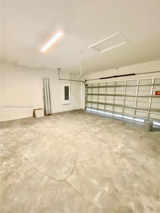 最近租的: $5,650 (5 贝兹, 3 浴室, 2987 平方英尺)