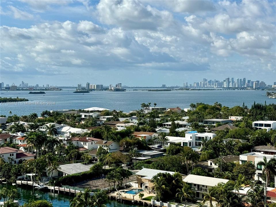 Stunning BayViews to Bay and  Downtown