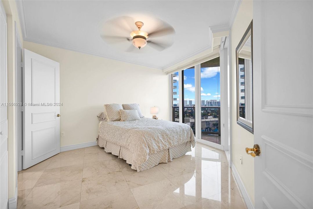 Active With Contract: $1,300,000 (2 beds, 2 baths, 1457 Square Feet)