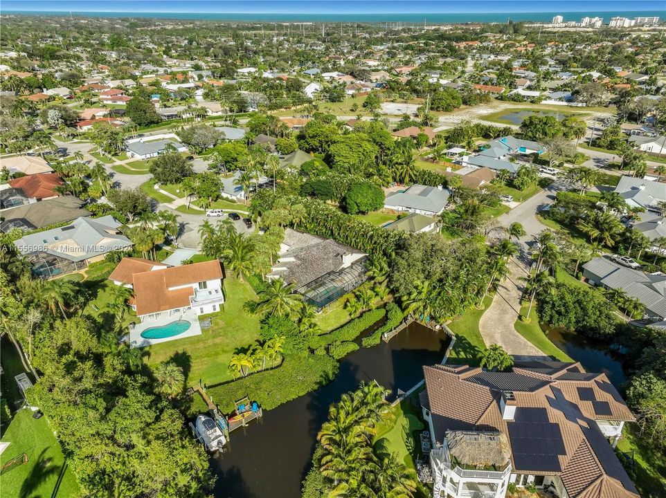 For Sale: $2,450,000 (4 beds, 3 baths, 2564 Square Feet)