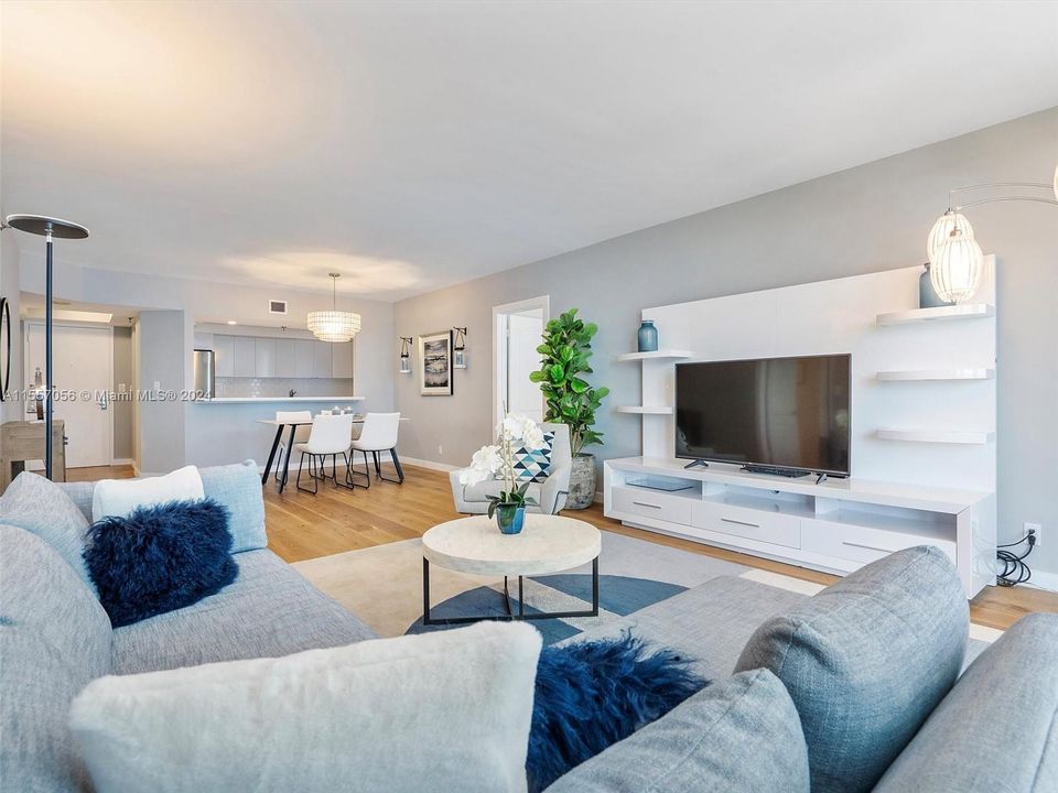 For Sale: $1,580,000 (2 beds, 3 baths, 1510 Square Feet)