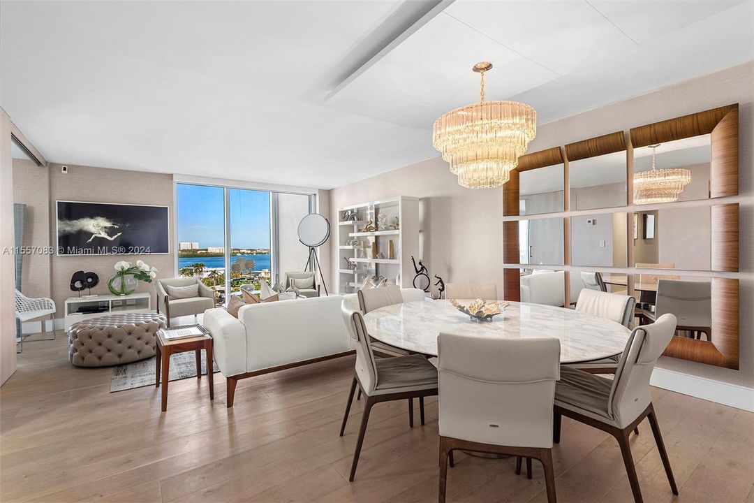 For Sale: $1,590,000 (2 beds, 2 baths, 1056 Square Feet)