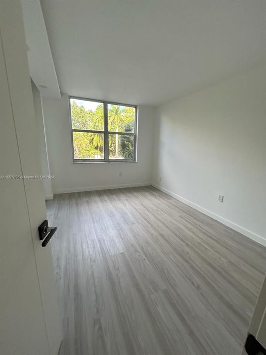 For Rent: $2,900 (2 beds, 2 baths, 1213 Square Feet)