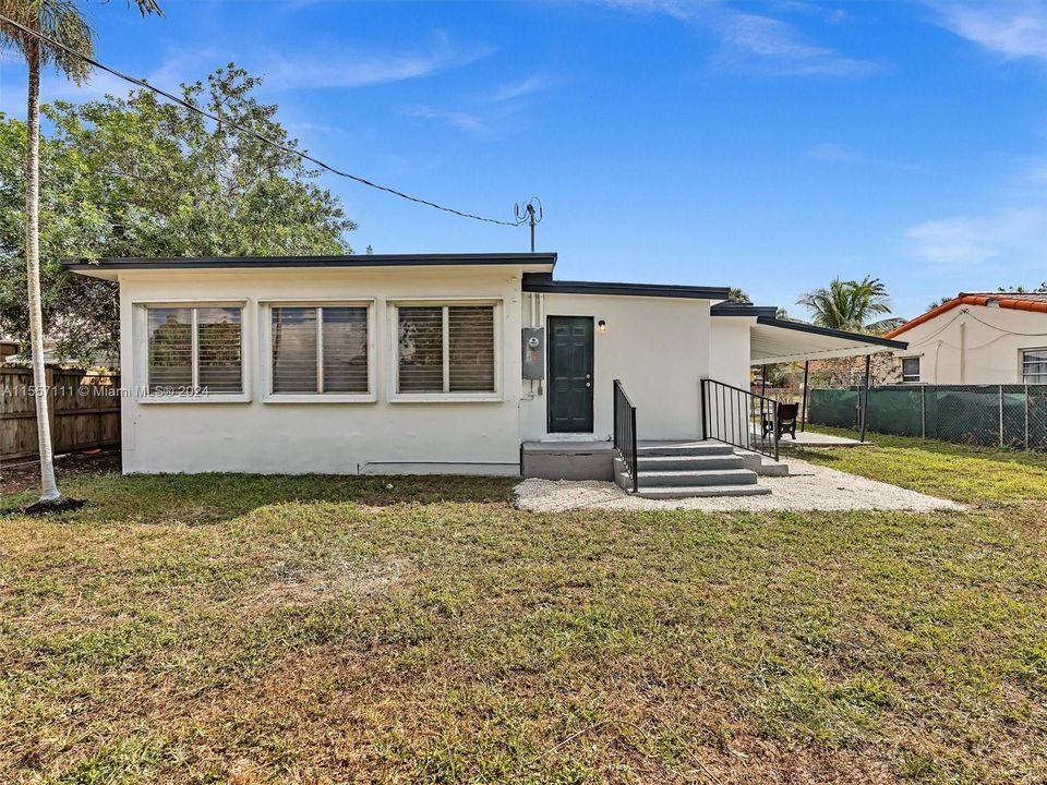 For Sale: $594,400 (3 beds, 2 baths, 1441 Square Feet)