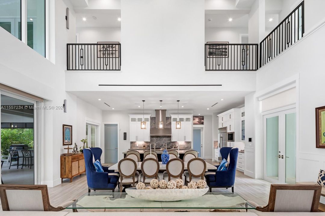 For Sale: $11,995,000 (6 beds, 6 baths, 6299 Square Feet)