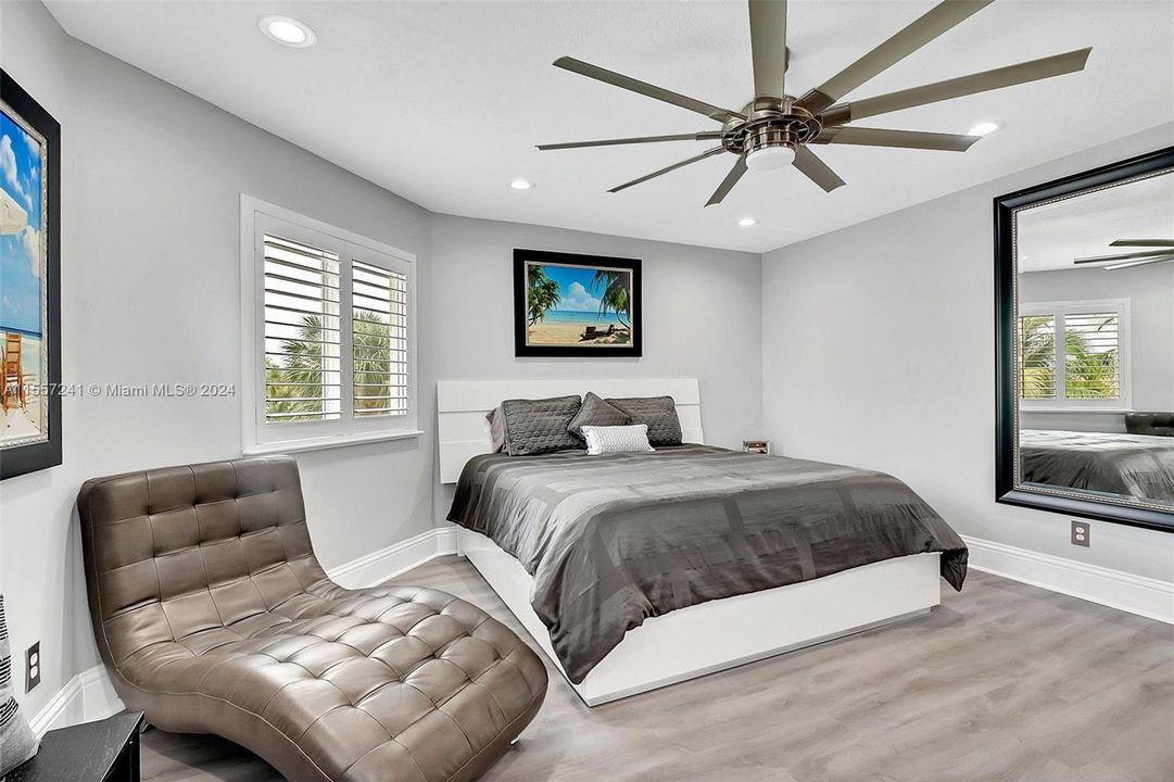 Master Bedroom located on the second floor with views of the lake! Hihats provide superior lighting.