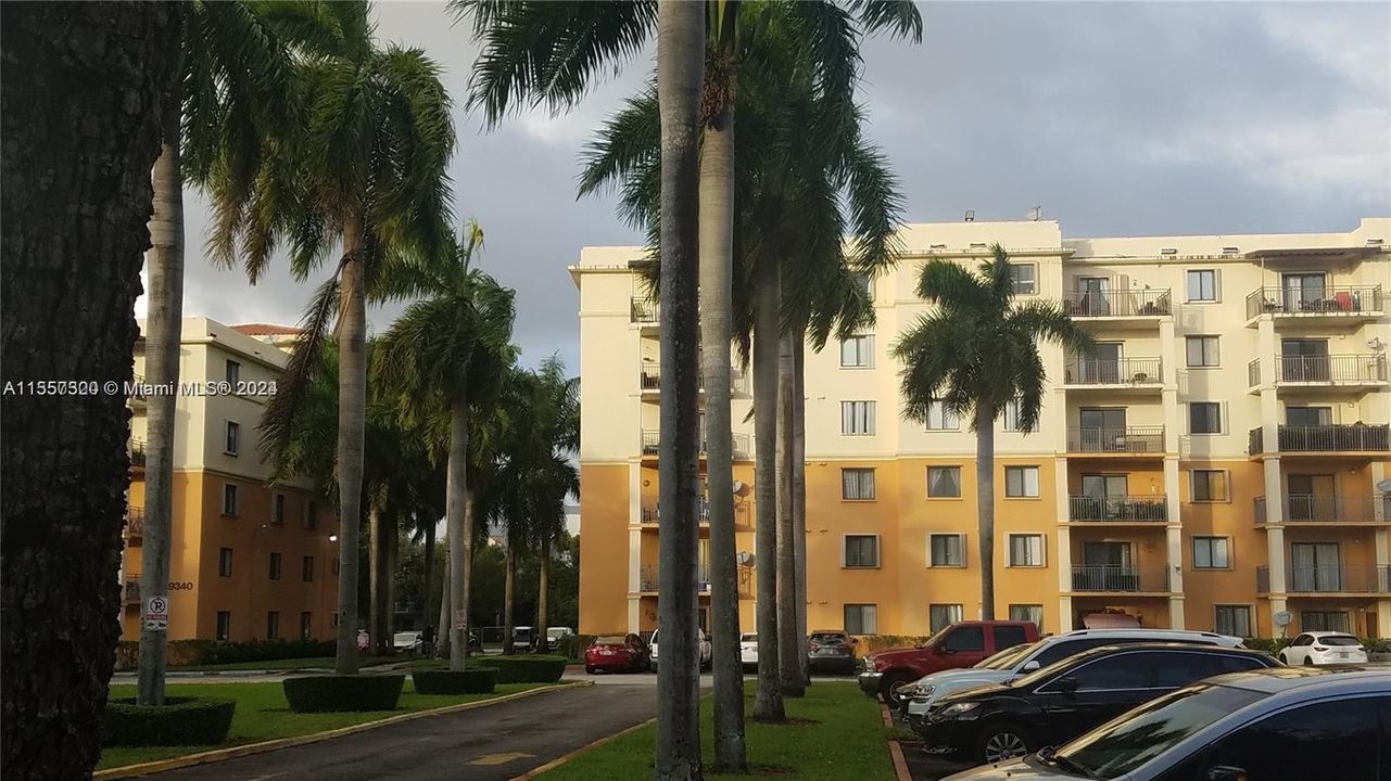 Recently Rented: $2,800 (3 beds, 2 baths, 1208 Square Feet)