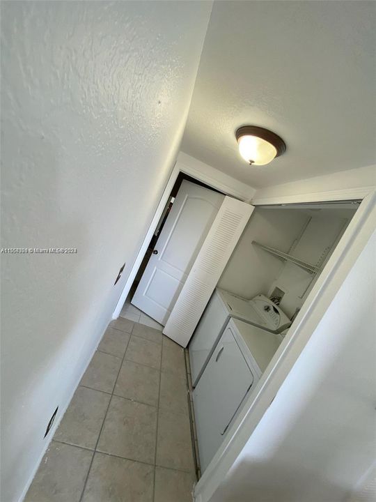 Recently Rented: $2,800 (3 beds, 2 baths, 1208 Square Feet)