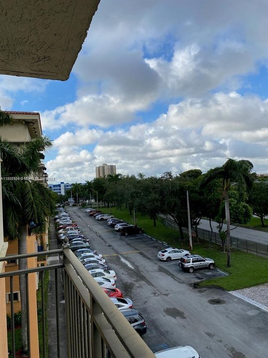 Recently Rented: $2,800 (3 beds, 2 baths, 1208 Square Feet)