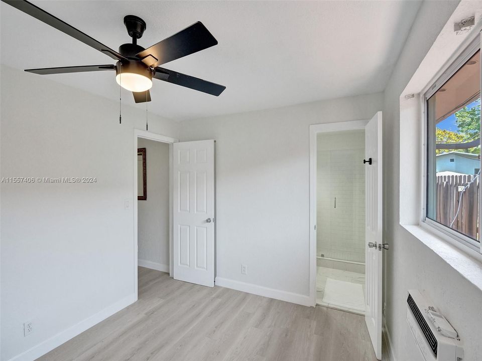 Vendido Recientemente: $1,070,000 (0 camas, 0 baños, 2561 Pies cuadrados)