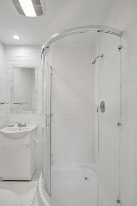 Vendido Recientemente: $1,070,000 (0 camas, 0 baños, 2561 Pies cuadrados)