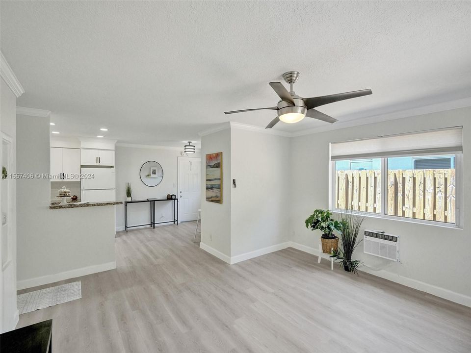 Unit 4 corner unit, staged