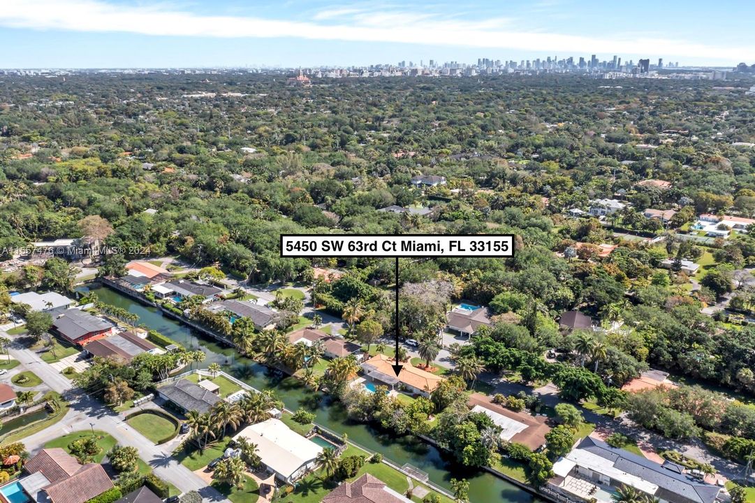 Recently Sold: $1,550,000 (3 beds, 2 baths, 2080 Square Feet)
