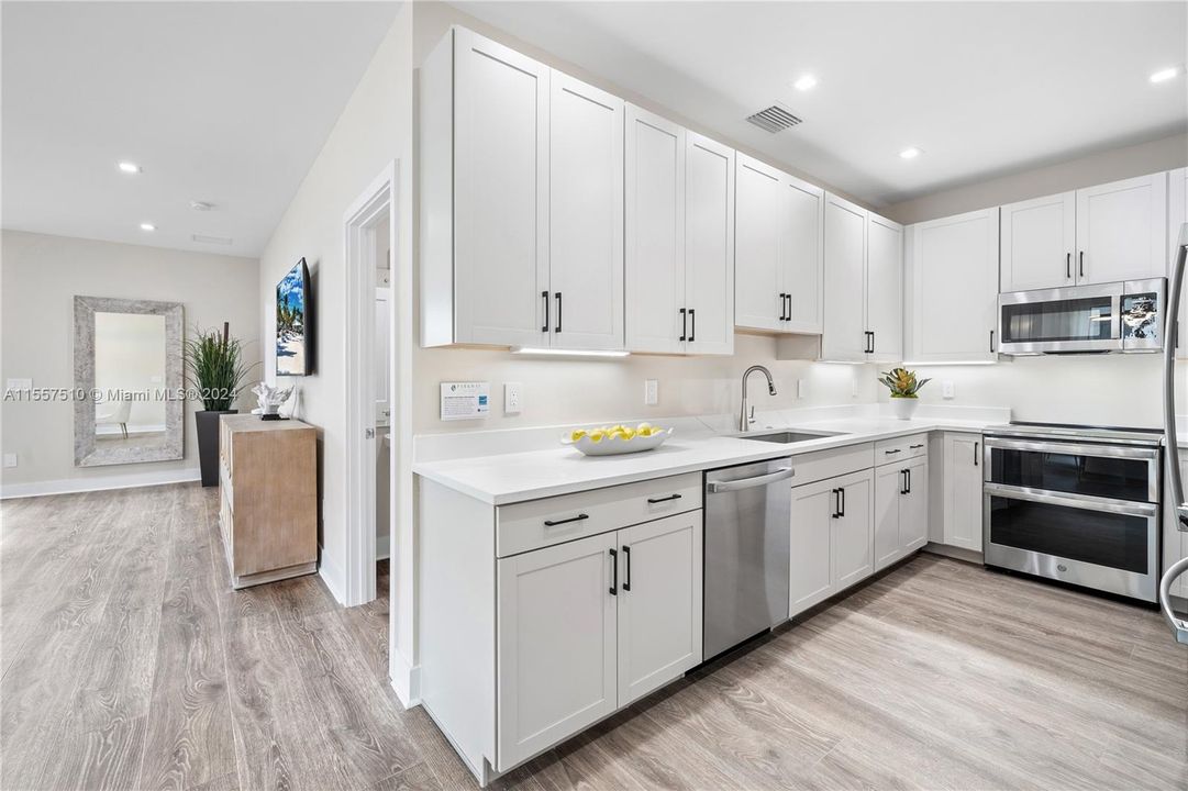 For Sale: $418,150 (3 beds, 2 baths, 1590 Square Feet)