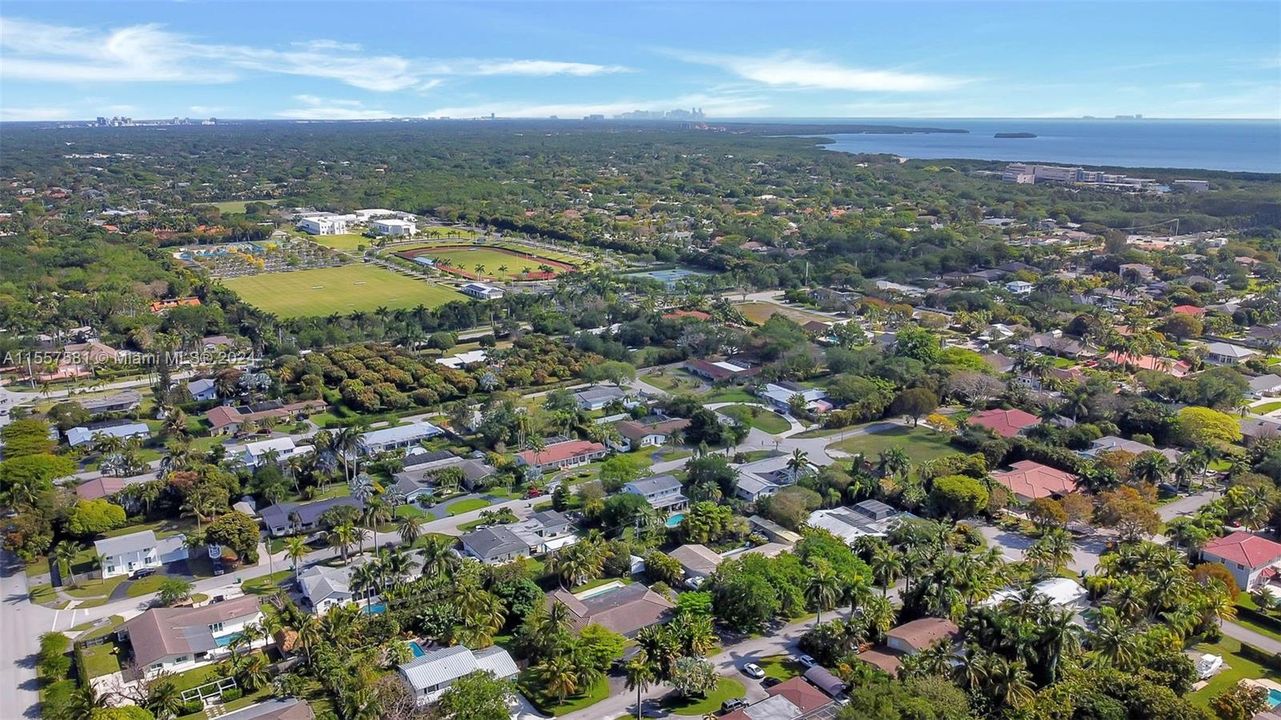 Active With Contract: $875,000 (4 beds, 2 baths, 2686 Square Feet)