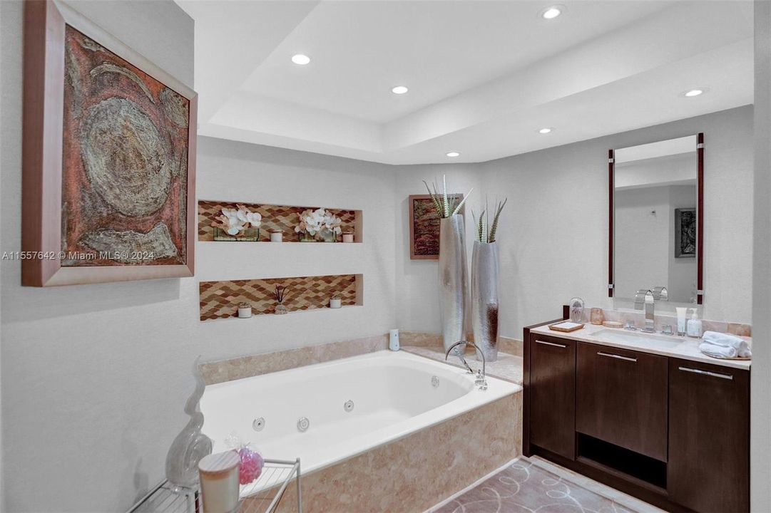 待售: $2,350,000 (3 贝兹, 4 浴室, 3335 平方英尺)