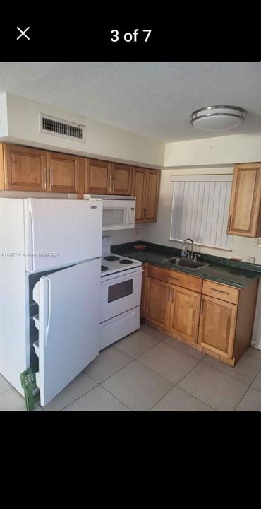 Recently Rented: $1,400 (1 beds, 1 baths, 464 Square Feet)