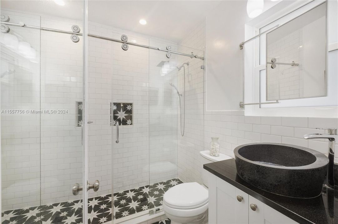 待售: $2,140,000 (3 贝兹, 2 浴室, 1993 平方英尺)