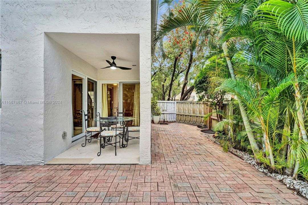 Recently Sold: $515,000 (3 beds, 2 baths, 1473 Square Feet)