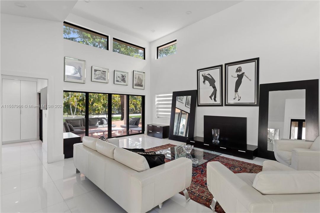 Active With Contract: $1,195,000 (3 beds, 2 baths, 2037 Square Feet)