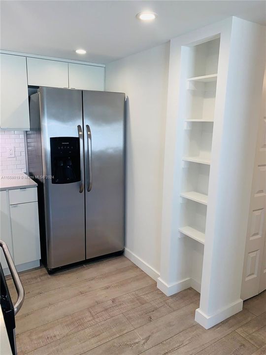 Recently Rented: $2,250 (2 beds, 2 baths, 1150 Square Feet)